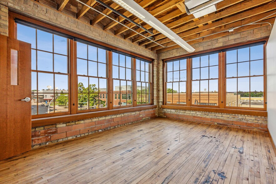 More Photos Of 64 4th St N, Fargo General Retail For Sale