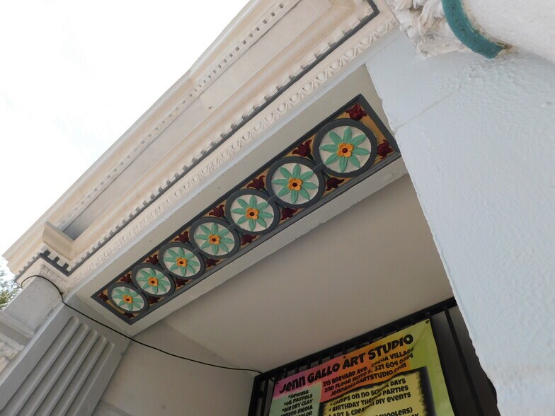 More Photos Of 319 Brevard Ave, Cocoa Storefront Retail Office For Sale