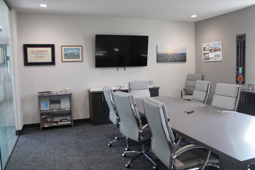 More Photos Of 12202 Pacific Ave S, Tacoma Medical For Sale