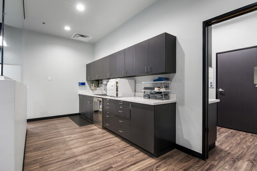 More Photos Of 1280 Arrington Rd, College Station Storefront Retail Office For Lease