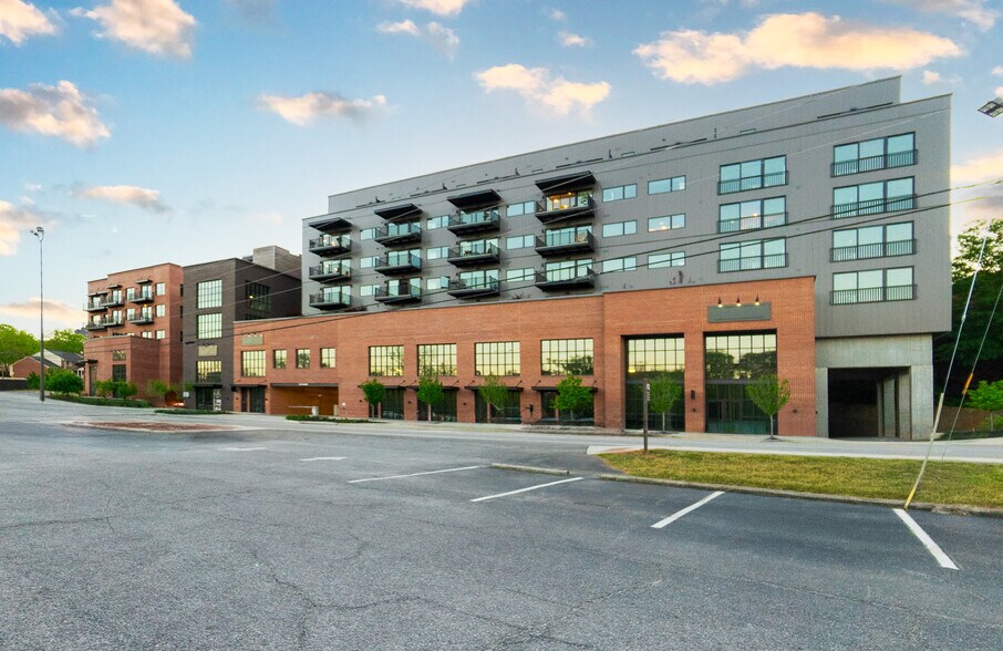 More Photos Of 220 Williams St, Athens Apartments For Lease