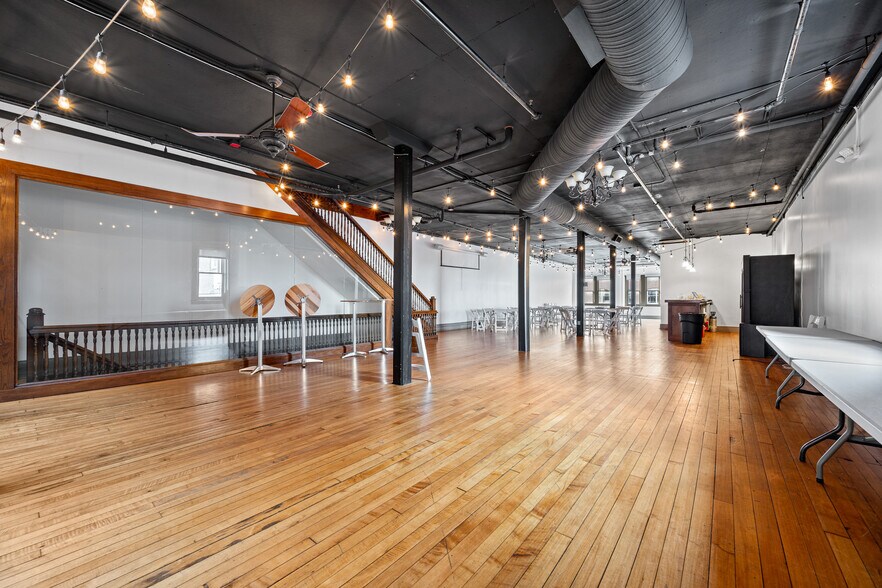 More Photos Of 144 W Liberty St, Wooster Office For Sale