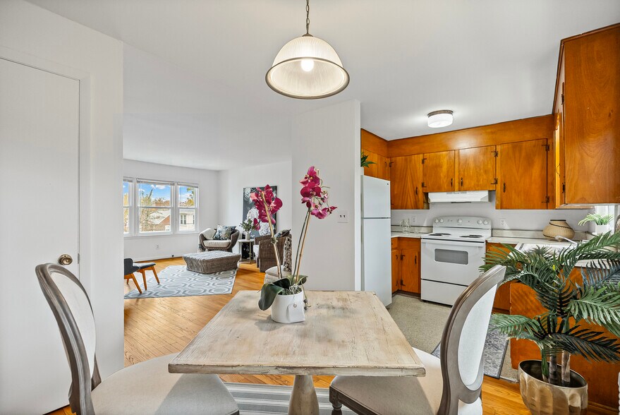 More Photos Of 1200 Liggates Rd, Lynchburg Apartments For Sale