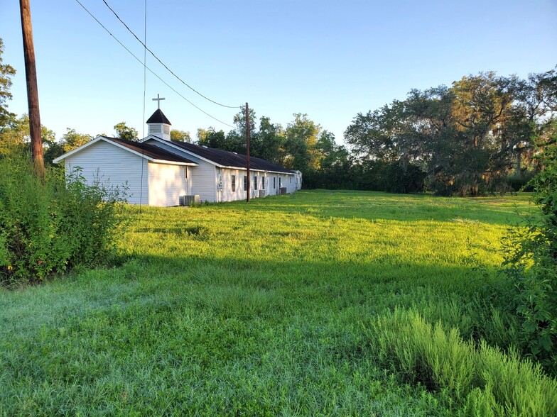 More Photos Of 3922 County Road 353, Brazoria Religious Facility For Sale