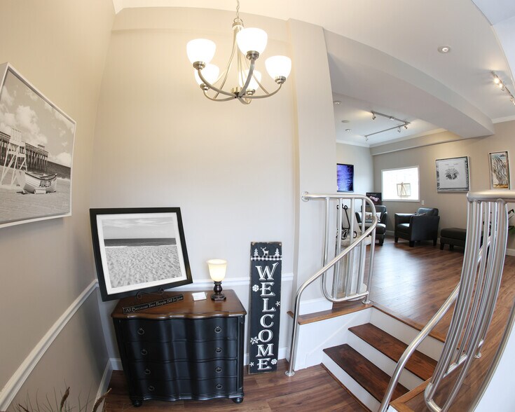 More Photos Of 3287 Dune Dr, Avalon Storefront Retail Residential For Sale