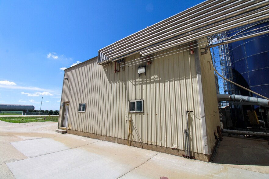 More Photos Of 6059 159th St, Galva Food Processing For Sale