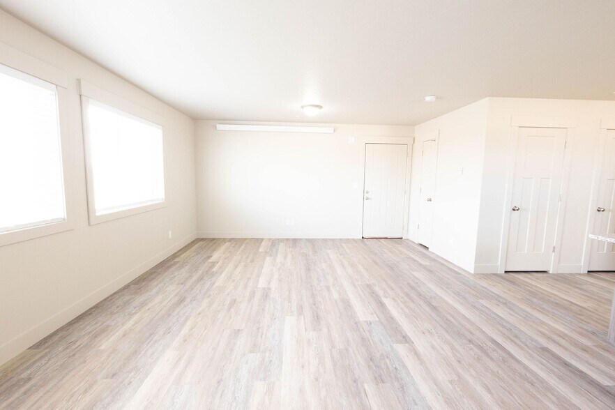 More Photos Of 6327 N Freedom Rd, Idaho Falls Apartments For Sale