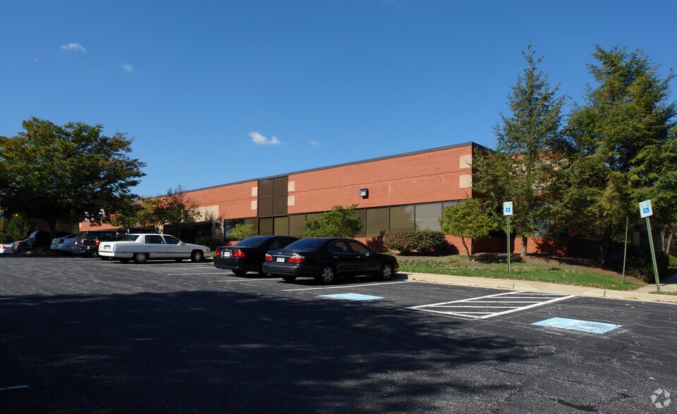 More Photos Of 4201 Forbes Blvd, Lanham Flex For Sale