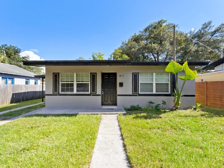 More Photos Of 1357 Overlea St, Clearwater Specialty For Sale