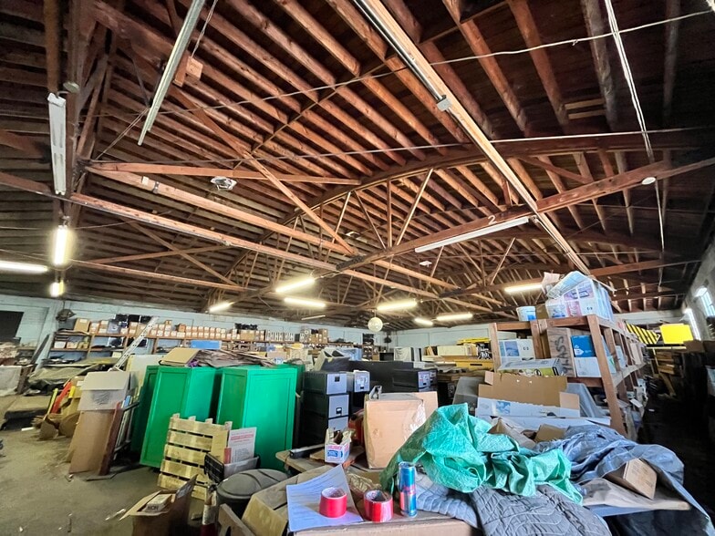 More Photos Of 112 N Arrowhead Ave, San Bernardino Warehouse For Lease