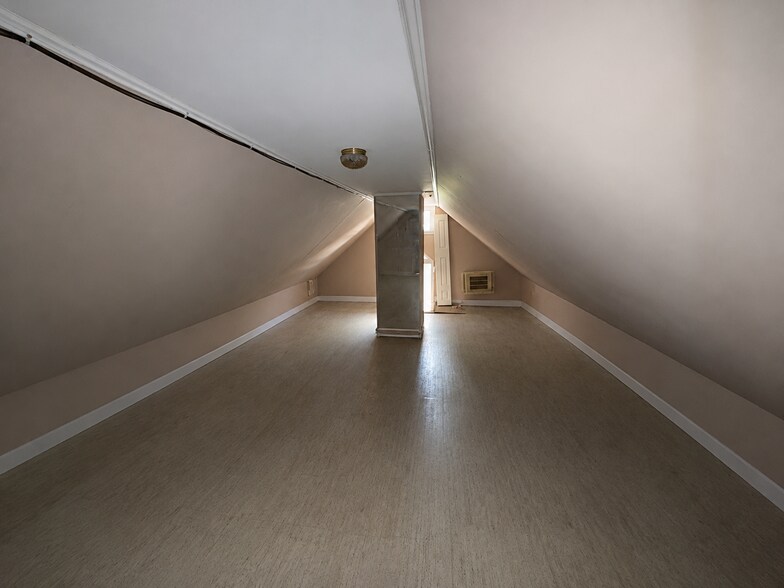More Photos Of 6 Mayhew St, Hopkinton Multifamily For Sale