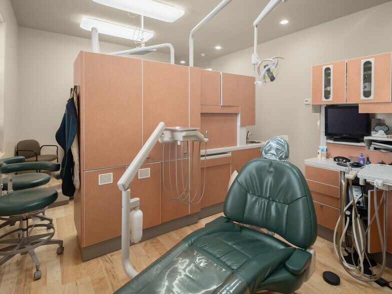 More Photos Of 237 S 7400 E, Huntsville Freestanding For Sale