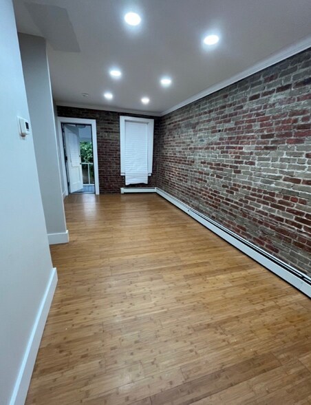 More Photos Of 2001 Park St, Atlantic Beach Storefront Retail Residential For Sale