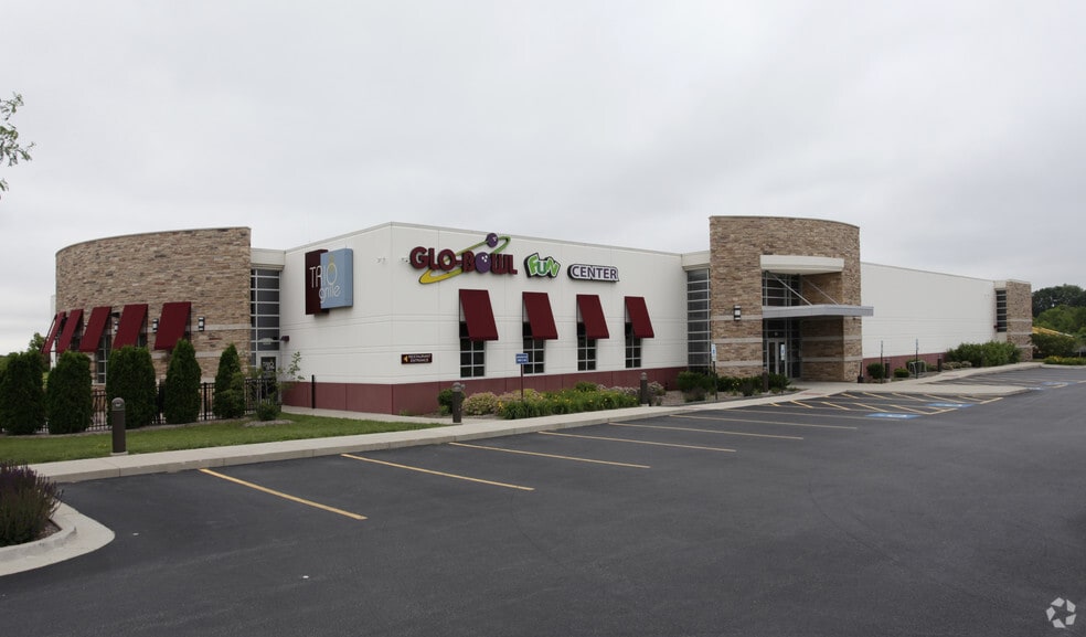 Primary Photo Of 101 Franks Rd, Marengo Bowling Alley For Sale