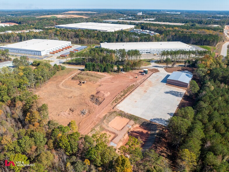 More Photos Of 8385 Tatum Rd, Palmetto Warehouse For Lease