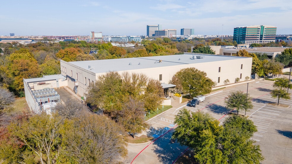 More Photos Of 2703 N Central Expy, Richardson Unknown For Lease