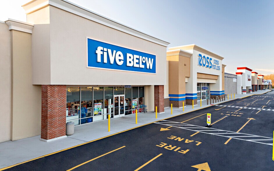 More Photos Of 2100 Mount Holly Rd, Burlington Unknown For Lease