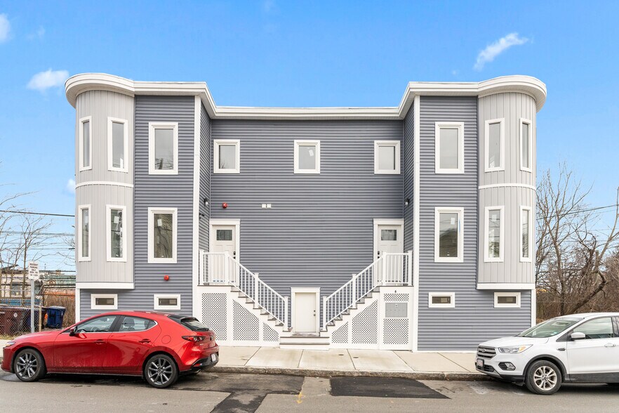More Photos Of 6-8 Garfield Ave, Revere Apartments For Sale