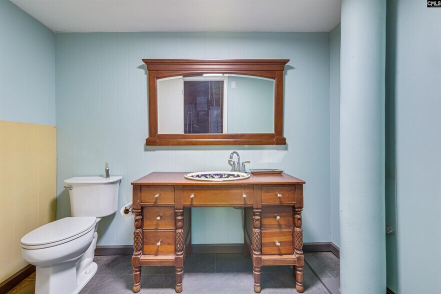 More Photos Of 2701 Cleveland St, Elloree Storefront Retail Residential For Sale