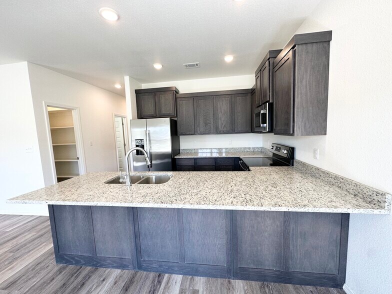 More Photos Of 4223 W Santa Fe St, Fayetteville Multifamily For Sale