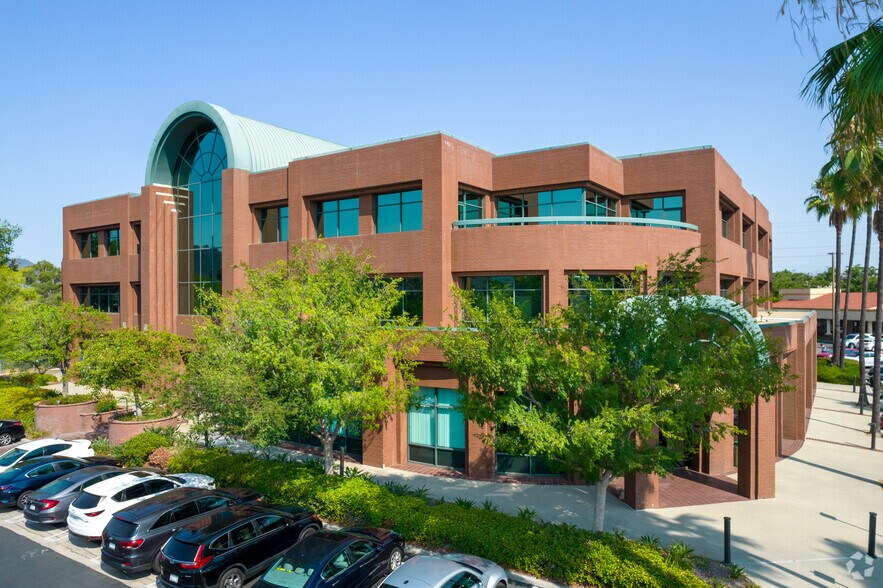 More Photos Of 27450 Ynez Rd, Temecula Medical For Lease