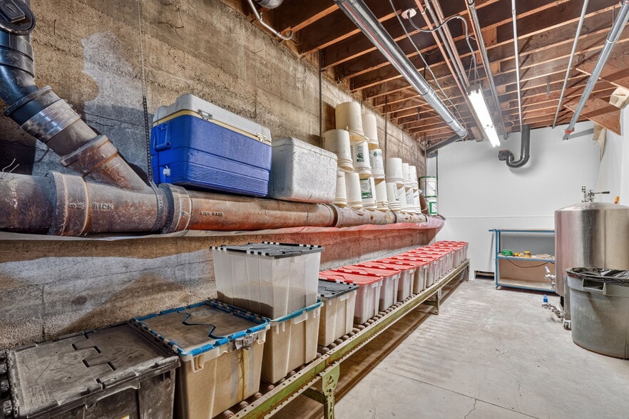 More Photos Of 615 S 1st Ave, Pocatello Restaurant For Sale