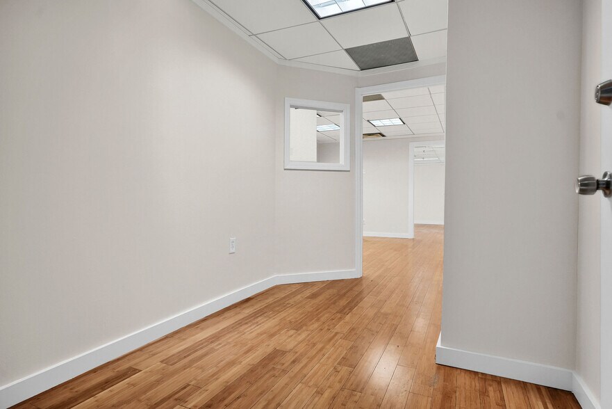 More Photos Of 2150 Coral Way, Miami Office For Lease