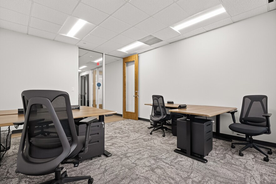 More Photos Of 9800 Richmond Ave, Houston Office For Lease
