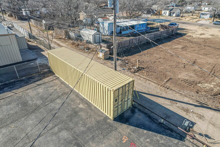 More Photos Of 1516 E Interstate 40, Amarillo Flex For Sale