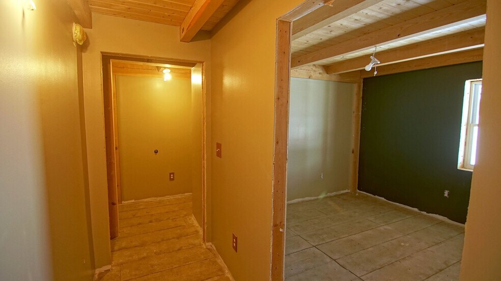 More Photos Of 2192 NY-8, Cold Brook Flex For Sale