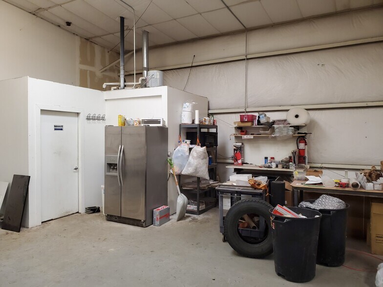 More Photos Of 1409 E Olive Ct, Fort Collins Warehouse For Lease