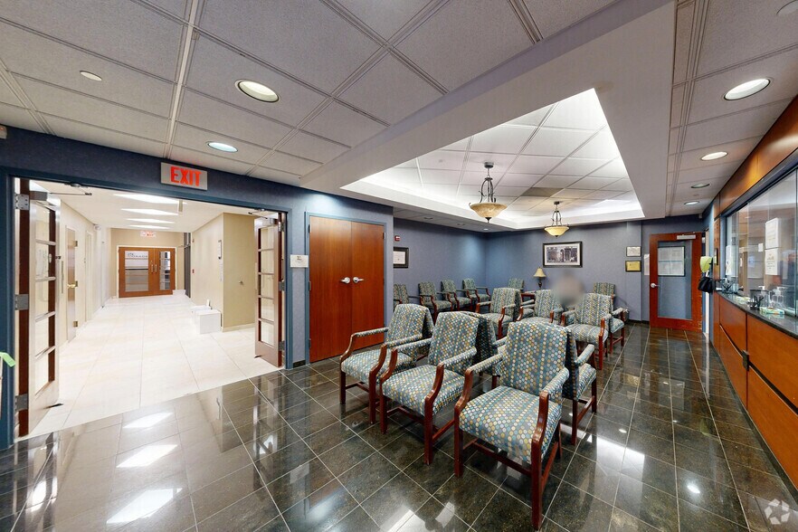 More Photos Of 555 Kinderkamack Rd, Oradell Medical For Sale