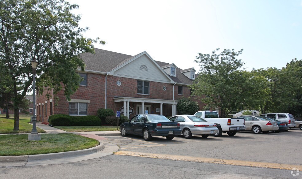 More Photos Of 1121-1125 SW Gage Blvd, Topeka Medical For Sale