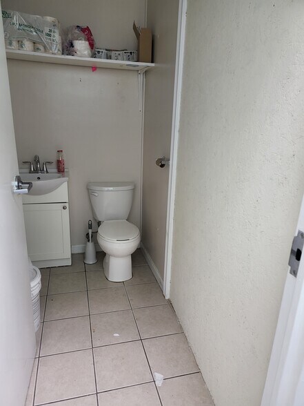 More Photos Of 21770 Beaumeade Cir, Ashburn Industrial For Sale