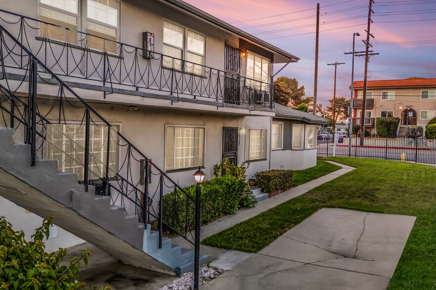 More Photos Of 13226 Vanowen St, North Hollywood Apartments For Sale