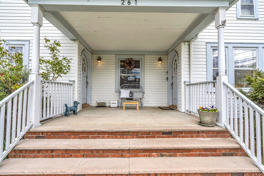 More Photos Of 261 Rt 34, Colts Neck Veterinarian Kennel For Sale
