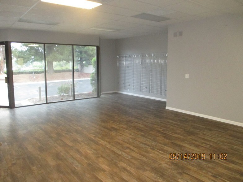 More Photos Of 25801 Obrero, Mission Viejo Light Manufacturing For Lease