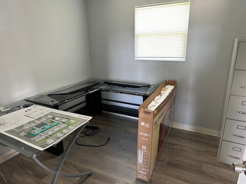 More Photos Of 18404 Fm 2920 Rd, Tomball Office For Sale