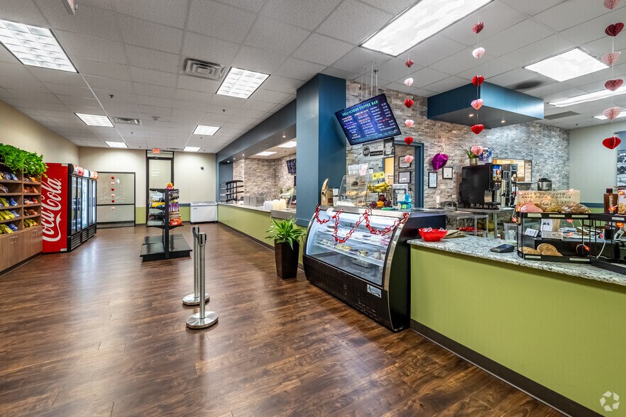 More Photos Of 4150 International Plz, Fort Worth Office For Lease