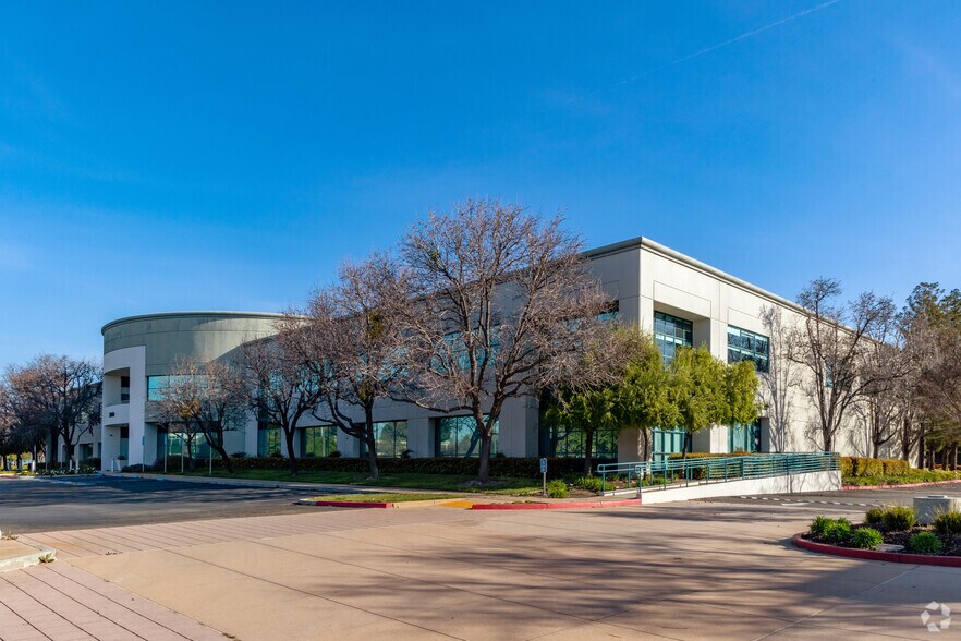 More Photos Of 3200 N 1st St, San Jose Research And Development For Sale