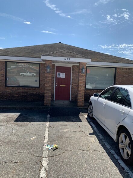 More Photos Of 1239 Russell Pkwy, Warner Robins Office For Sale
