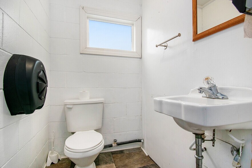 More Photos Of 1002 IN-114, North Manchester Religious Facility For Sale