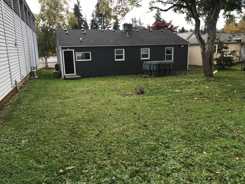 More Photos Of 235 Salem Heights Ave SE, Salem Medical For Sale
