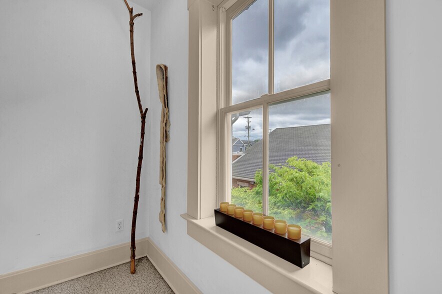 More Photos Of 391 E Livingston Ave, Columbus Office Residential For Sale