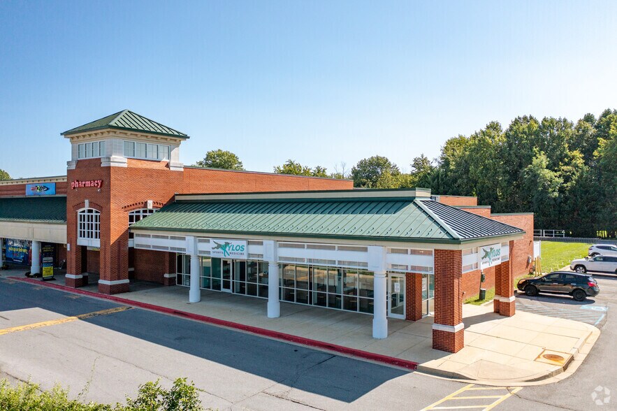 More Photos Of 10795-10831 Birmingham Way, Woodstock Unknown For Lease