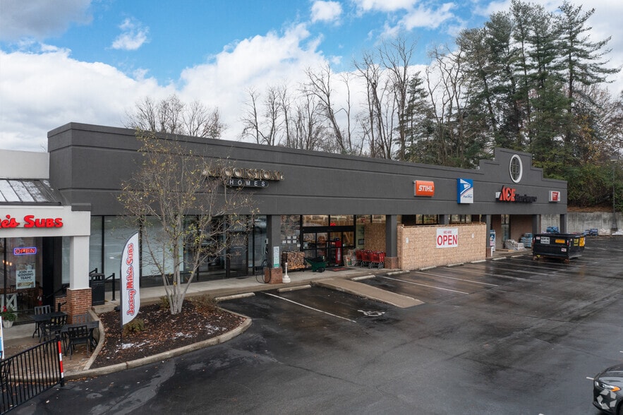 More Photos Of 7201-7257 Wooster Pike, Cincinnati Unknown For Lease