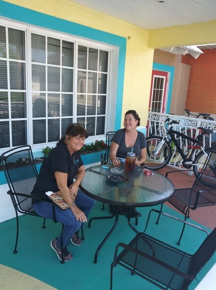 More Photos Of 901 Avenue D, Fort Pierce Restaurant For Lease