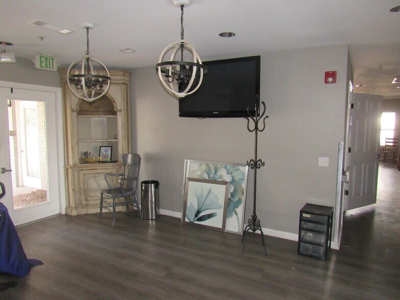 More Photos Of 4318 W Crawford St, Denison Assisted Living For Sale