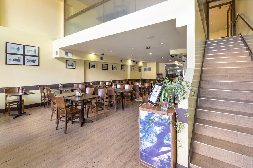 More Photos Of 645 Larkin St, San Francisco General Retail For Sale