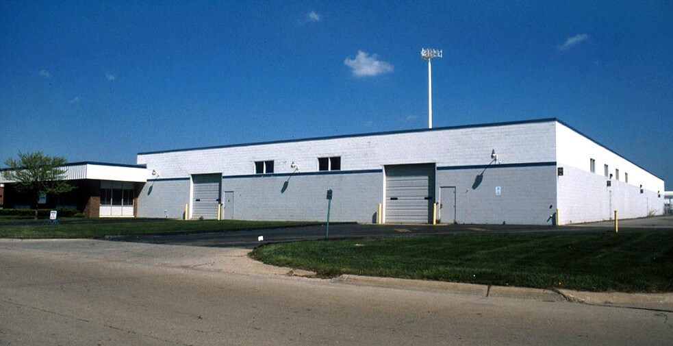 More Photos Of 6025 Wall St, Sterling Heights Warehouse For Sale